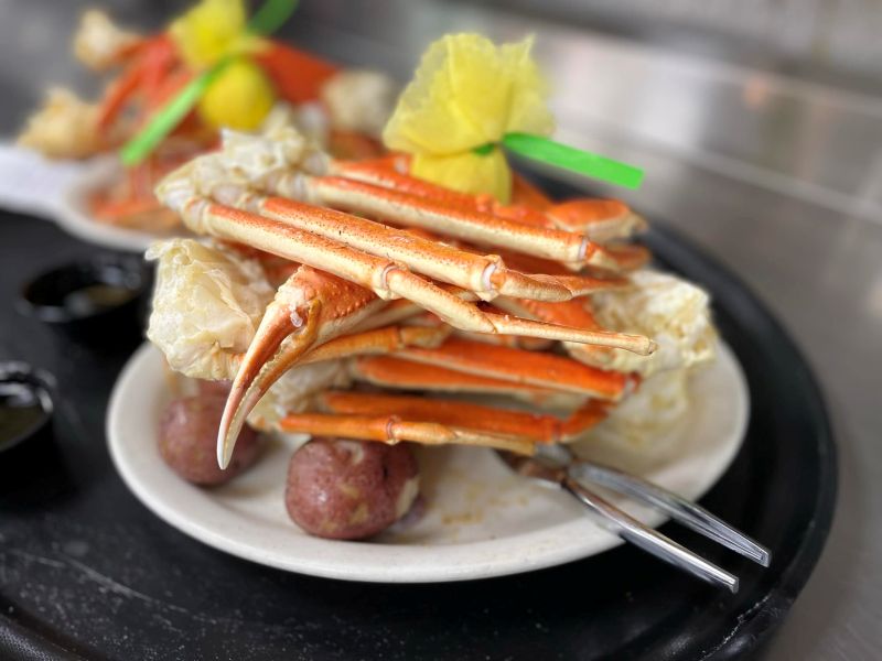 Things To Do Flounder's Chowder House
